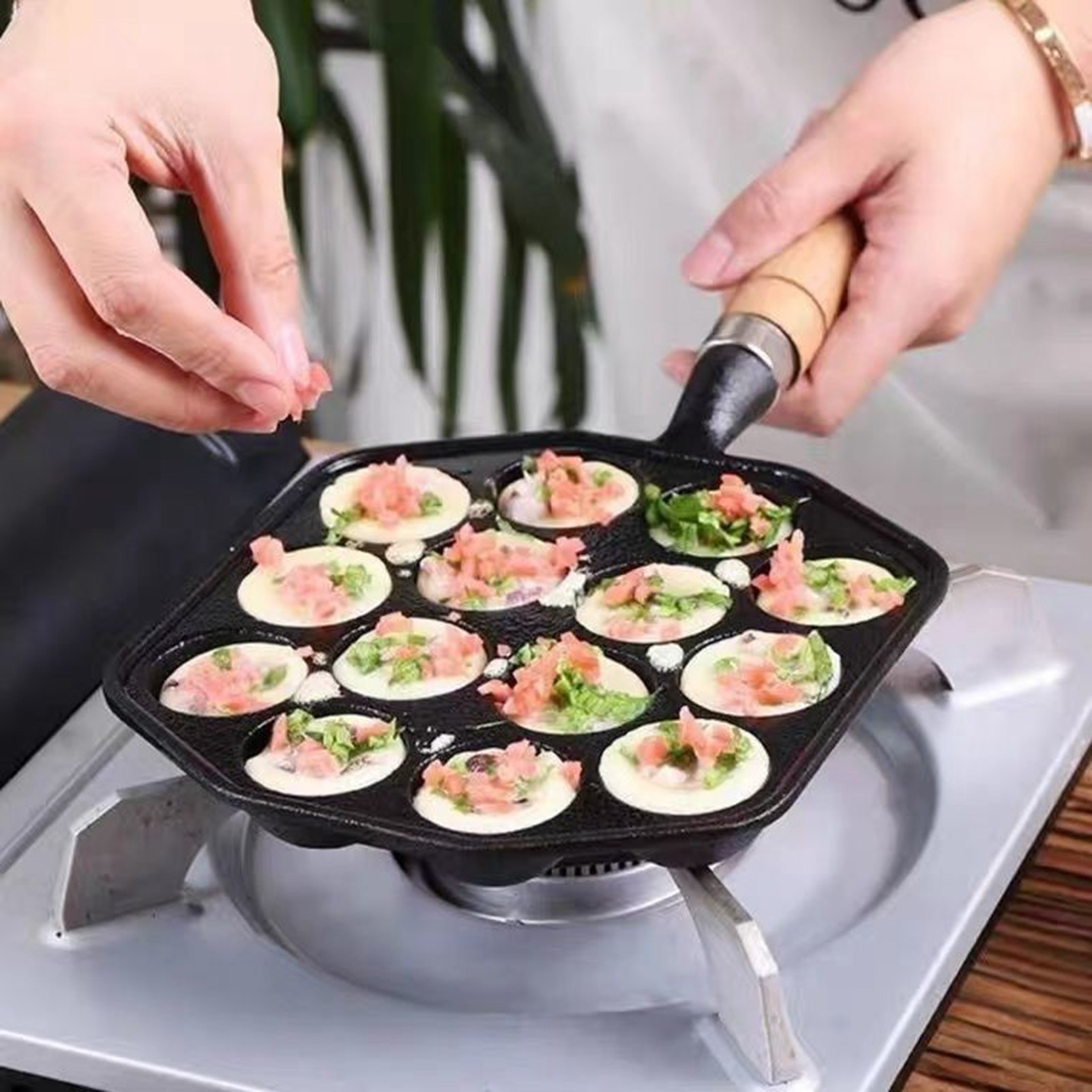 14 Holes Takoyaki Pan Nonstick - đánh giá và giá Egg Waffle Pan